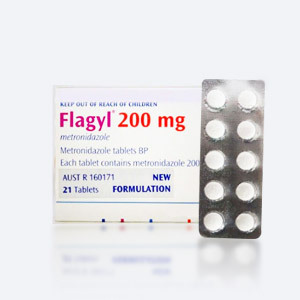 Verpackung des Arzneimittels und Blister mit Tabletten Flagyl 200 mg
